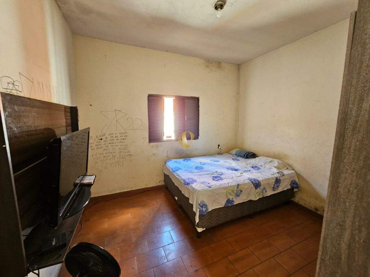 Casa, Vale das Palmeiras, 2 Quartos, 0 Vaga