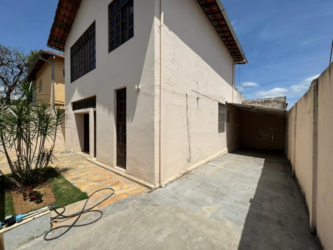 Casa, Paquetá, 3 Quartos, 3 Vagas, 2 Suítes