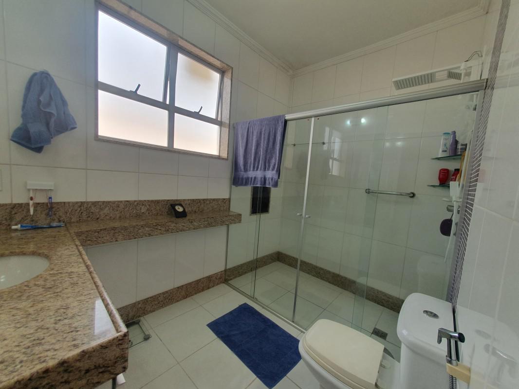 Casa, Jardim América, 4 Quartos, 4 Vagas, 1 Suíte