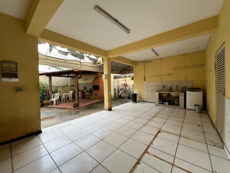 Casa, Nova Granada, 3 Quartos, 2 Vagas, 1 Suíte