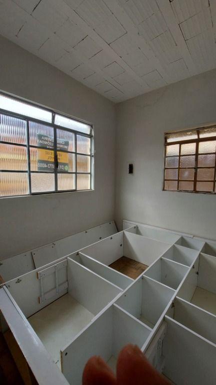 Casa, Siderúrgica, 3 Quartos, 0 Vaga