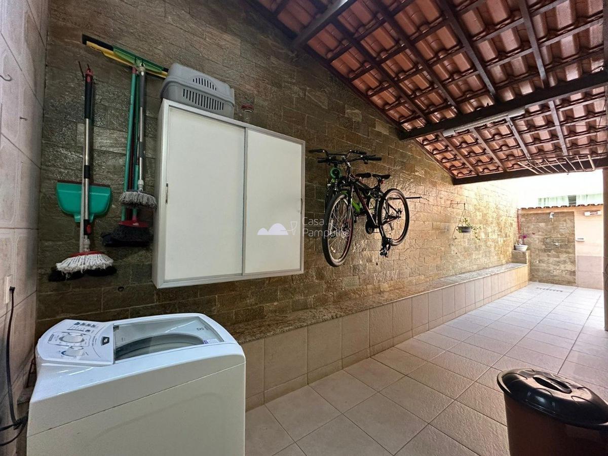 Casa, Itapoã, 4 Quartos, 2 Vagas, 1 Suíte