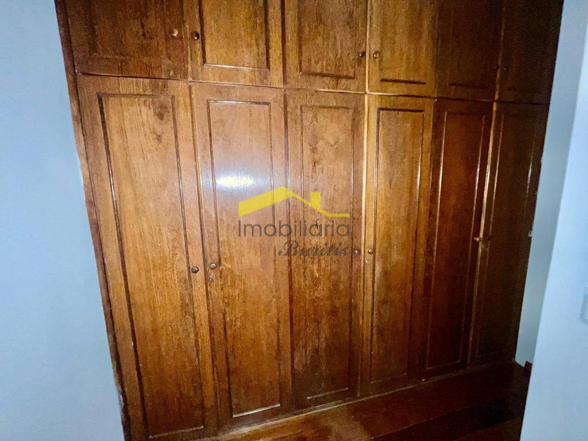 Casa, Havaí, 5 Quartos, 20 Vagas, 1 Suíte