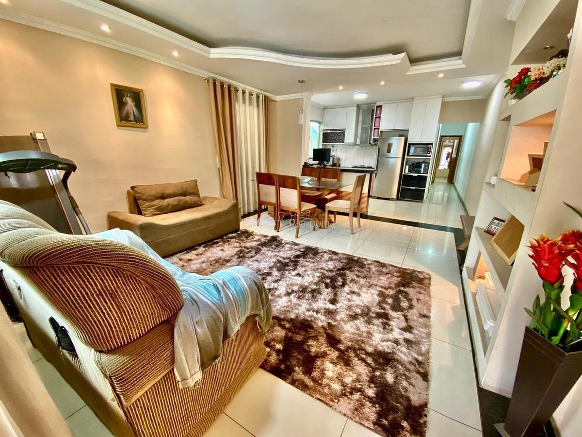 Casa, Santa Mônica, 4 Quartos, 2 Vagas, 2 Suítes