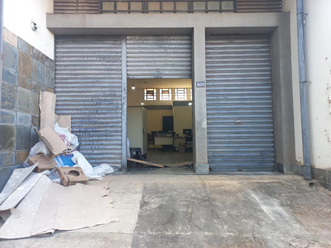 Andar, Santa Mônica, 0 Quarto, 20 Vagas