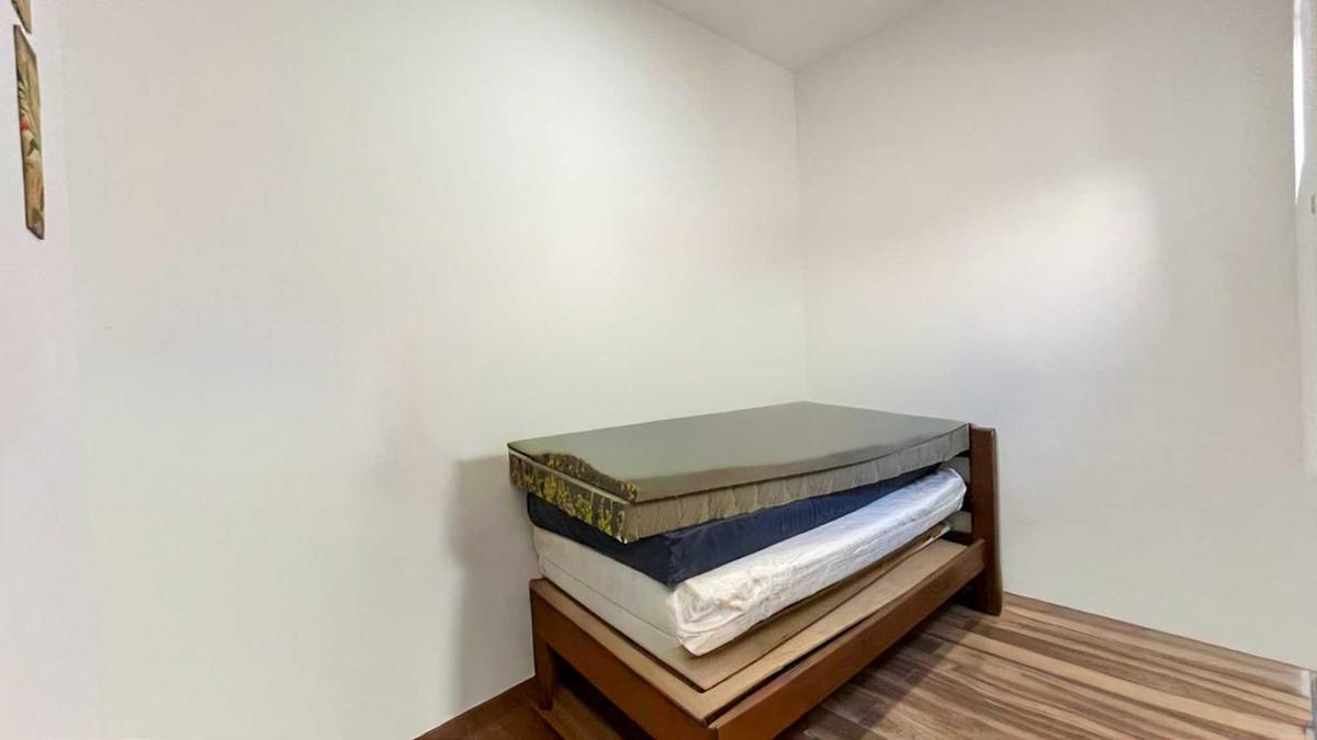 Apartamento, Floresta, 6 Quartos, 0 Vaga, 1 Suíte