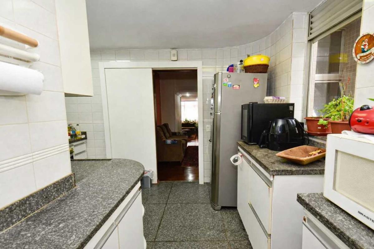 Apartamento, Funcionários, 4 Quartos, 3 Vagas, 1 Suíte