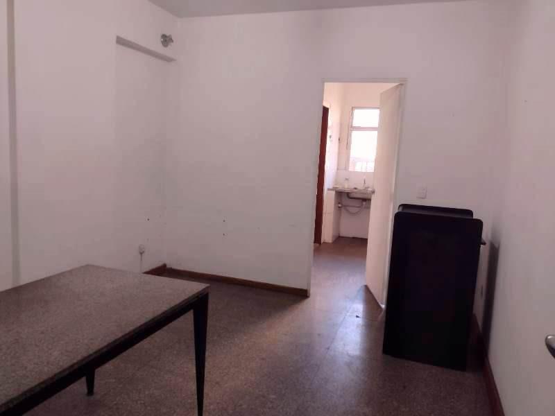 Sala, Barro Preto, 0 Quarto, 0 Vaga