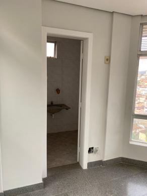 Conjunto de Salas, Funcionários, 4 Vagas