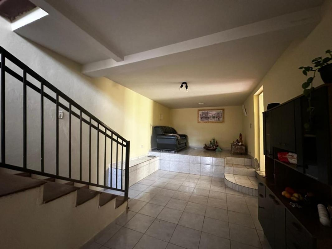 Casa, Centro, 5 Quartos, 12 Vagas, 1 Suíte