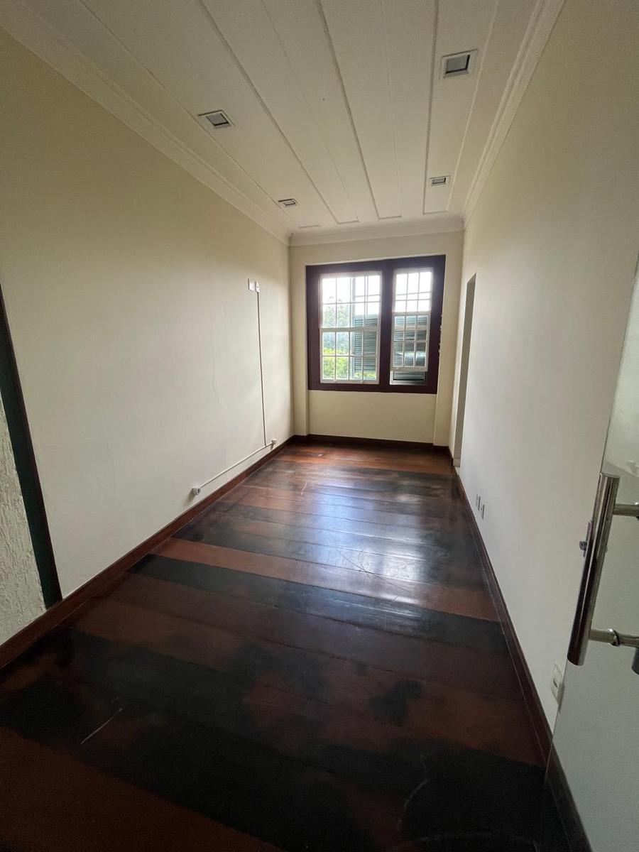 Andar, Centro, 1 Quarto, 0 Vaga
