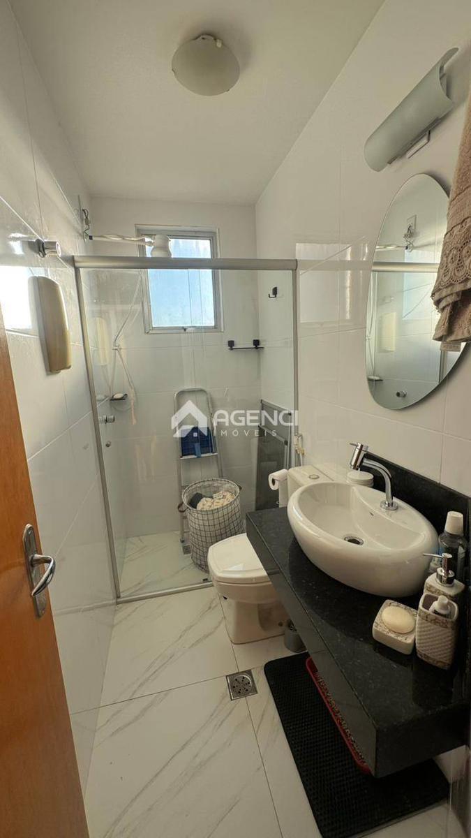 Apartamento, Castelo, 2 Quartos, 0 Vaga, 1 Suíte