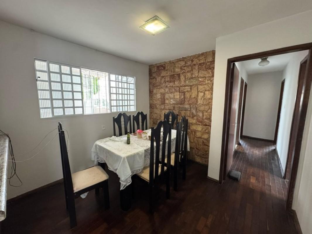 Casa, Inconfidência, 4 Quartos, 2 Vagas, 1 Suíte