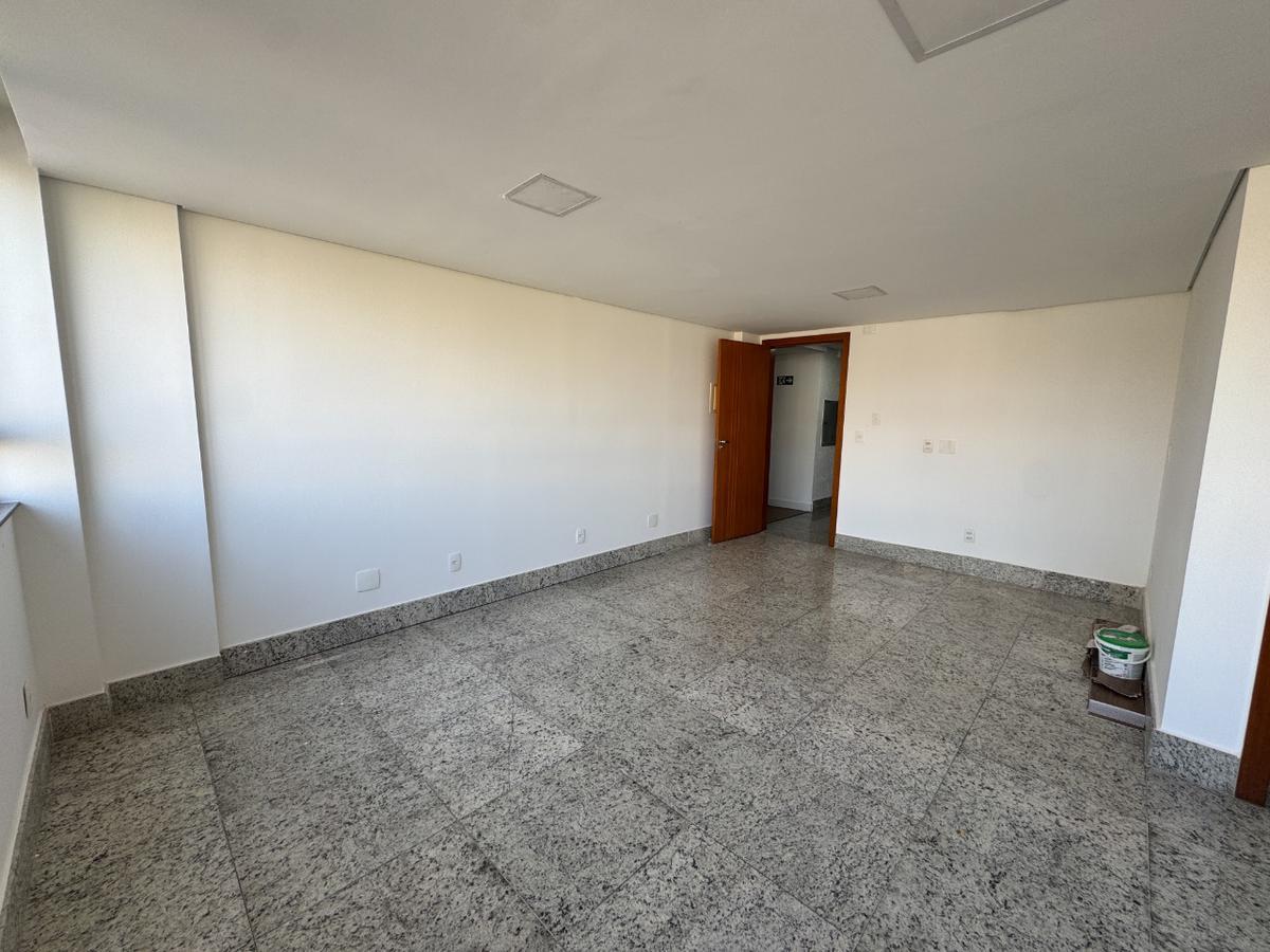 Sala, Ouro Preto, 0 Quarto, 1 Vaga