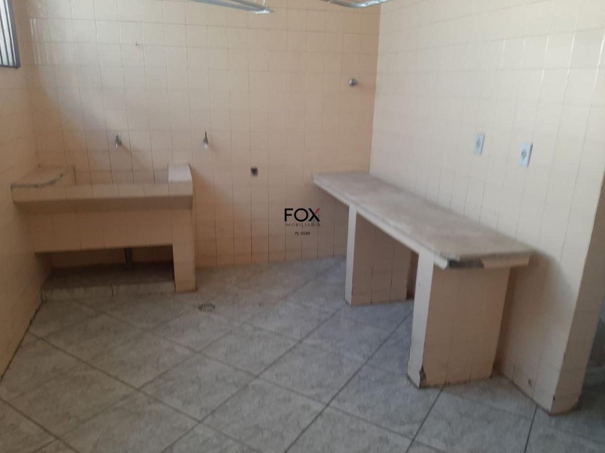 Casa, Santa Efigênia, 5 Quartos, 4 Vagas, 3 Suítes