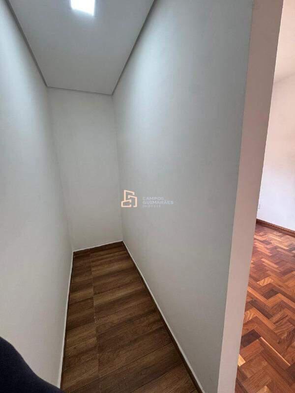Casa, Milionários, 3 Quartos, 7 Vagas, 1 Suíte