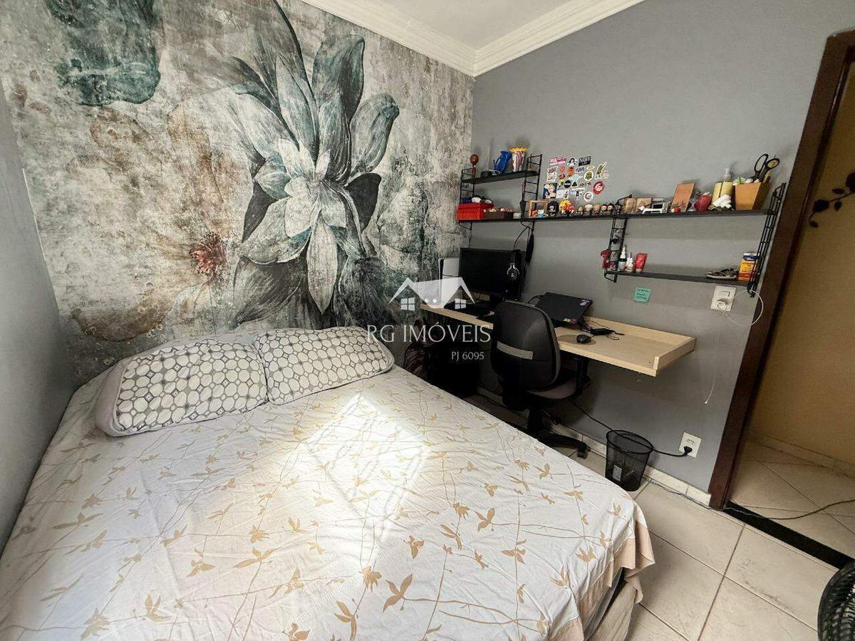 Casa, Tirol (barreiro), 3 Quartos, 2 Vagas, 1 Suíte