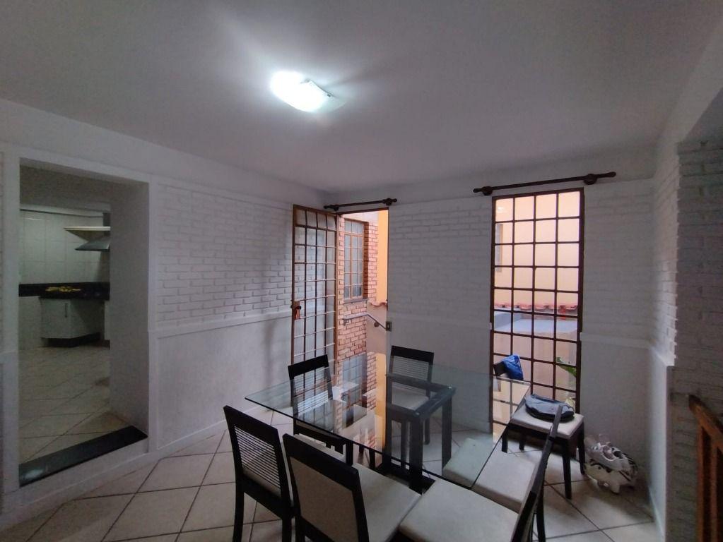Casa, Nações Unidas, 5 Quartos, 3 Vagas, 2 Suítes