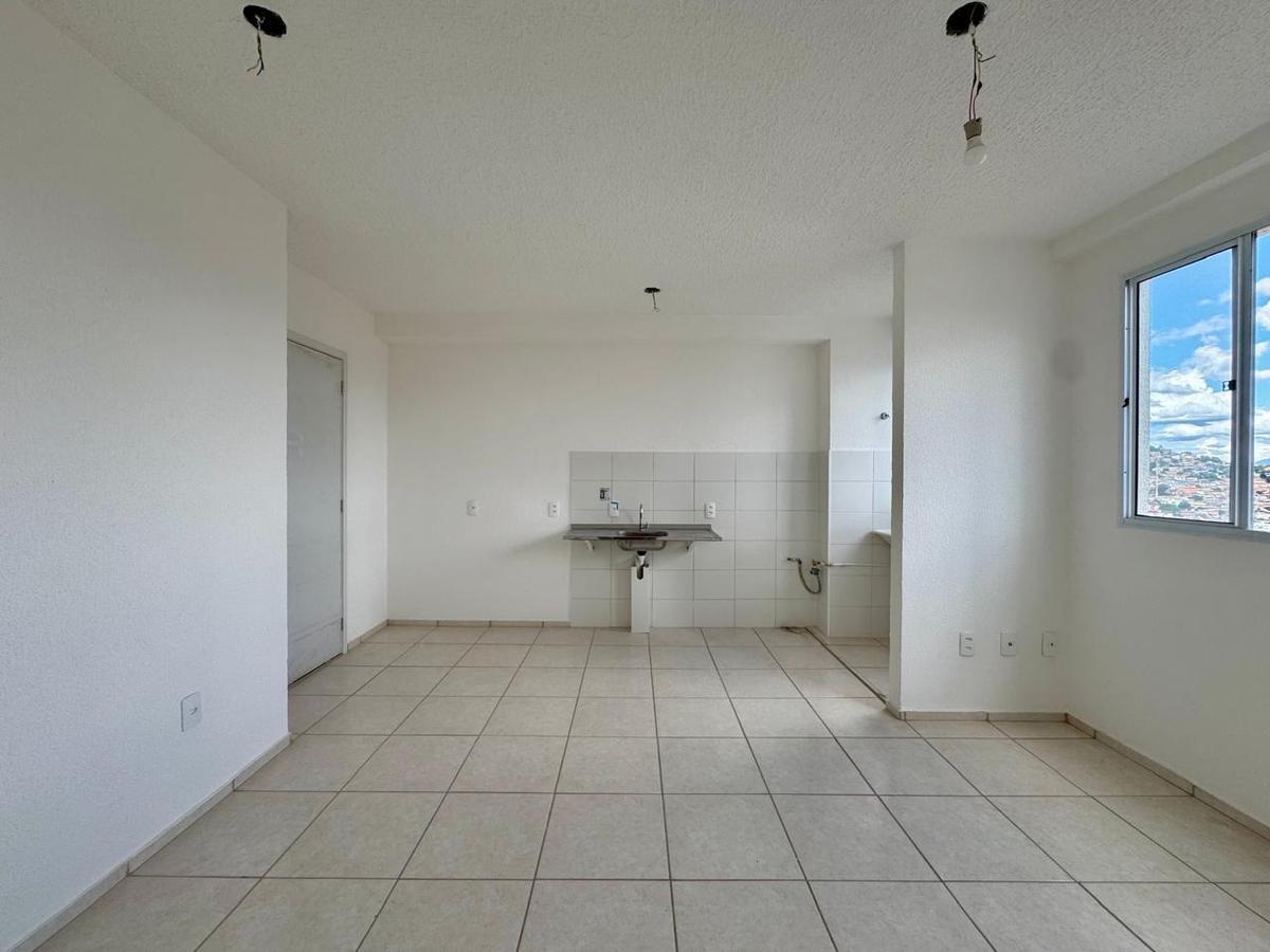 Apartamento, Jardim dos Comerciários, 2 Quartos, 1 Vaga, 1 Suíte