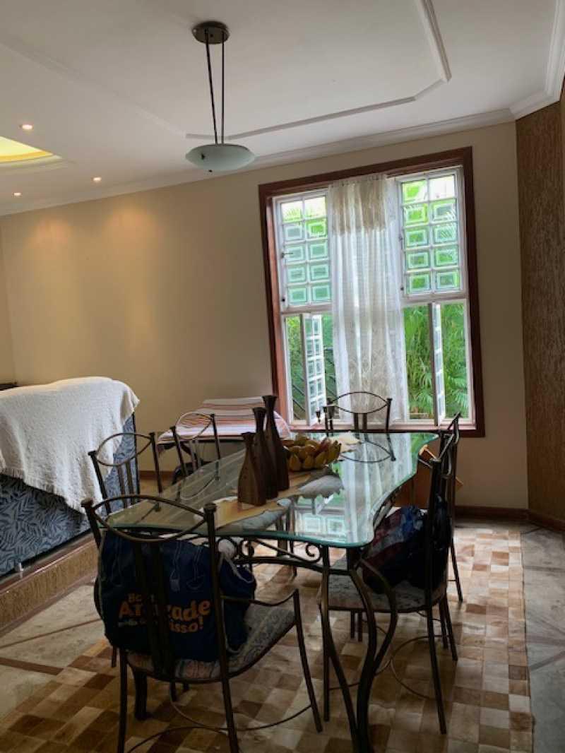 Casa, Castelo, 4 Quartos, 5 Vagas, 1 Suíte