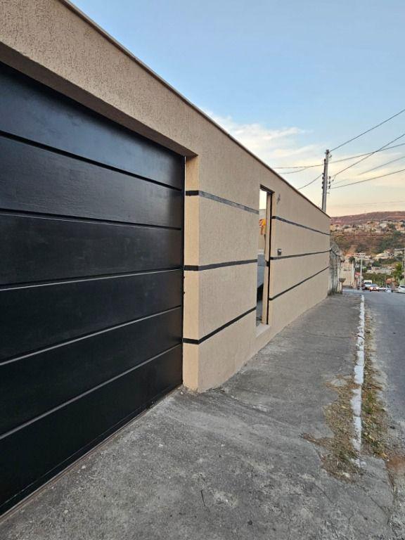 Casa, Nações Unidas, 2 Quartos, 0 Vaga, 1 Suíte