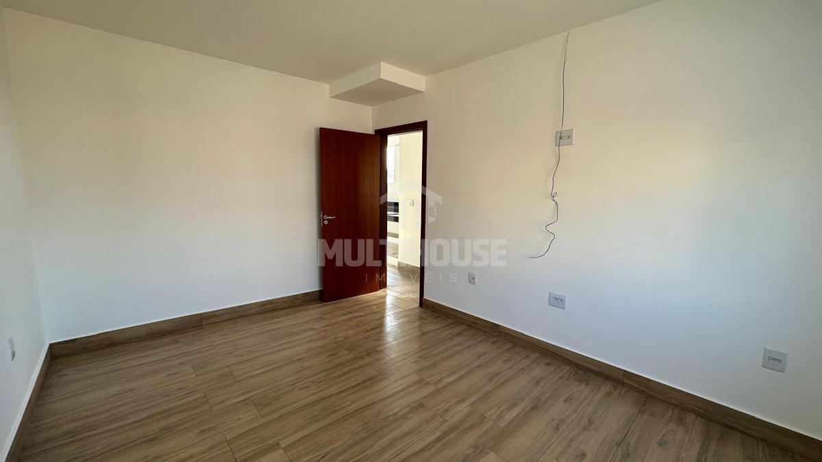 Apartamento, Vitória, 2 Quartos, 3 Vagas, 1 Suíte