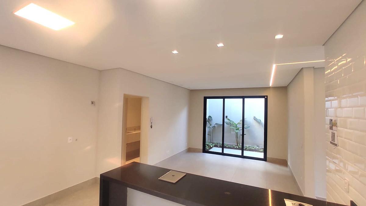 Casa, Santa Rosa, 3 Quartos, 2 Vagas, 1 Suíte