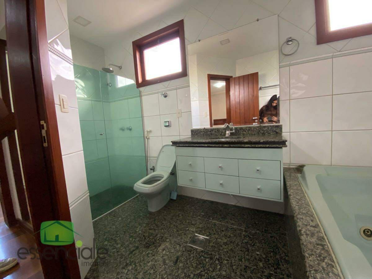 Casa, Conjunto Água Branca, 3 Quartos, 4 Vagas, 1 Suíte