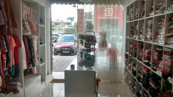 Vendo Loja de Roupas e Acessórios Infantis