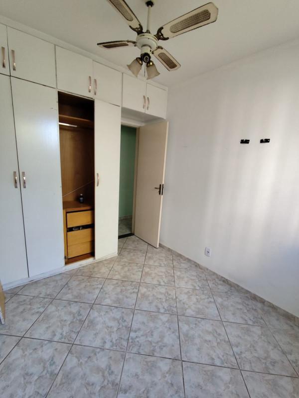 Apartamento, Santa Helena (barreiro), 3 Quartos, 1 Vaga