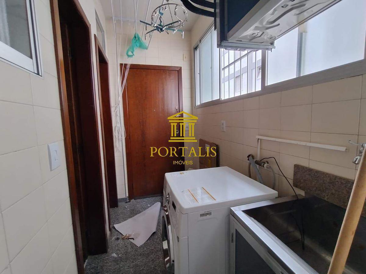 Apartamento, Funcionários, 3 Quartos, 1 Vaga, 1 Suíte