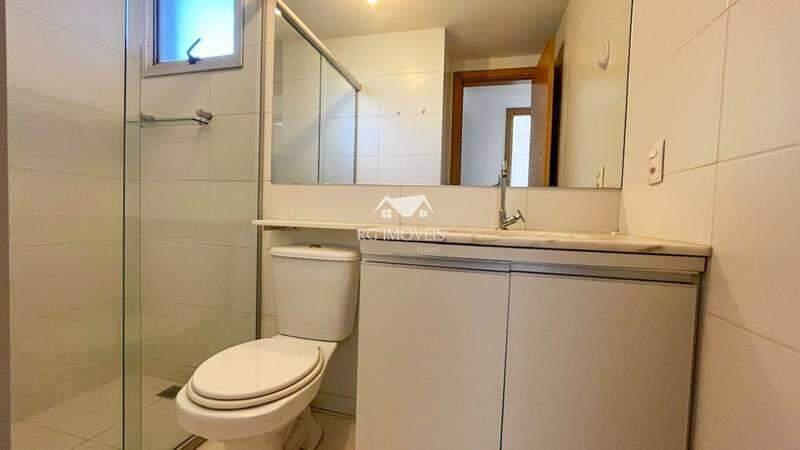 Apartamento, Estoril, 3 Quartos, 2 Vagas, 1 Suíte