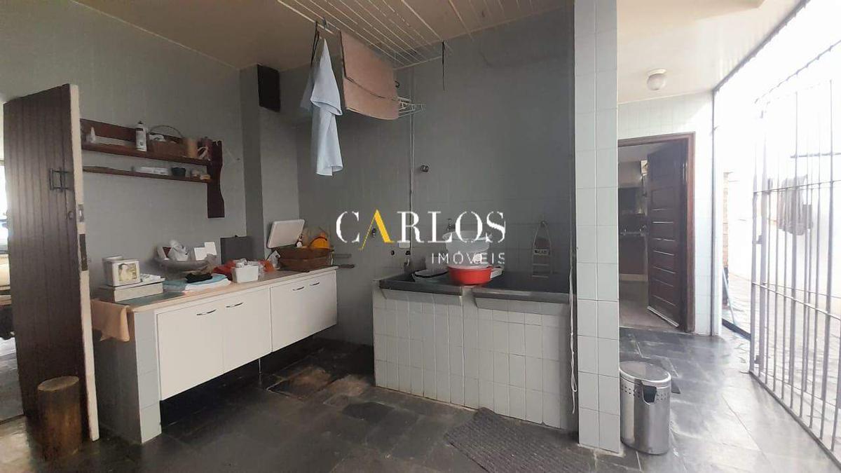 Casa Comercial, Vila Paris, 4 Quartos, 3 Vagas, 1 Suíte