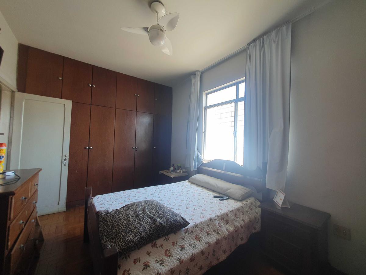 Casa, Barroca, 3 Quartos, 12 Vagas, 1 Suíte