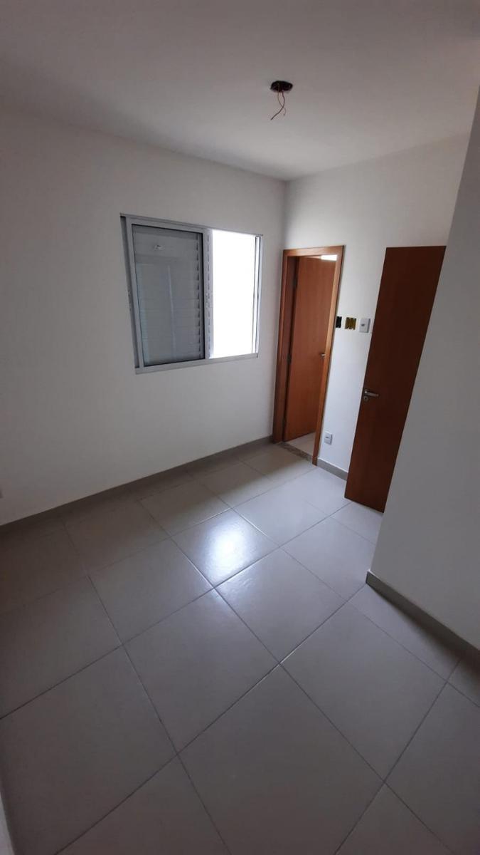 Casa, Parque Xangri-lá, 2 Quartos, 2 Vagas, 2 Suítes