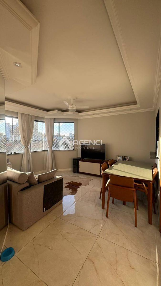 Apartamento, Castelo, 2 Quartos, 0 Vaga, 1 Suíte