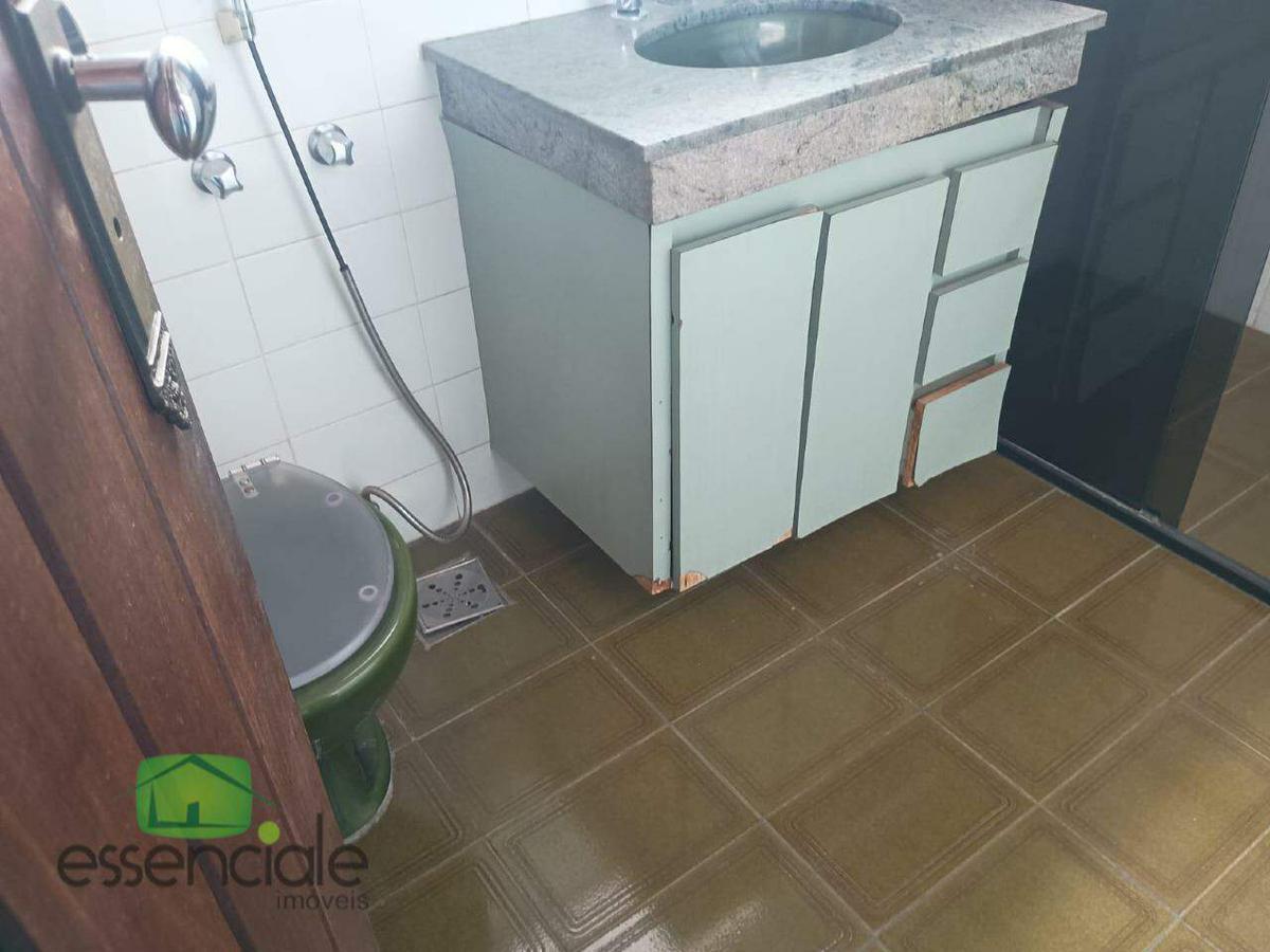 Casa Comercial, Centro, 3 Quartos, 6 Vagas, 1 Suíte