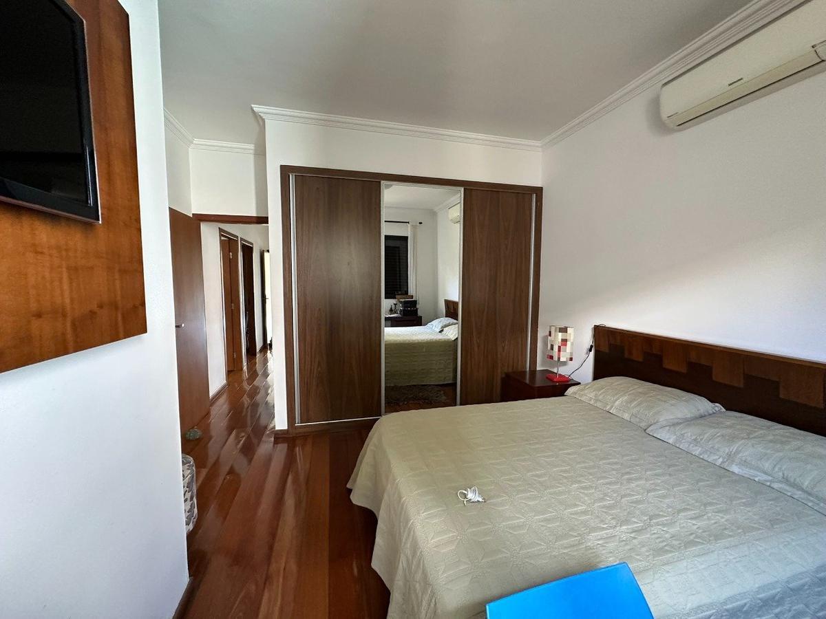 Casa, União, 3 Quartos, 6 Vagas, 1 Suíte