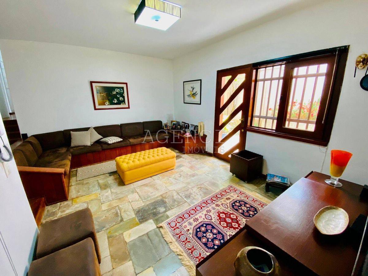 Casa, Bandeirantes (pampulha), 4 Quartos, 0 Vaga, 1 Suíte