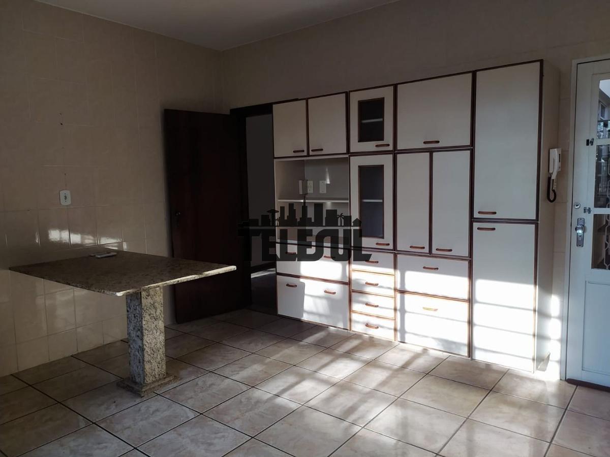 Casa, Santa Luiza, 3 Quartos, 0 Vaga