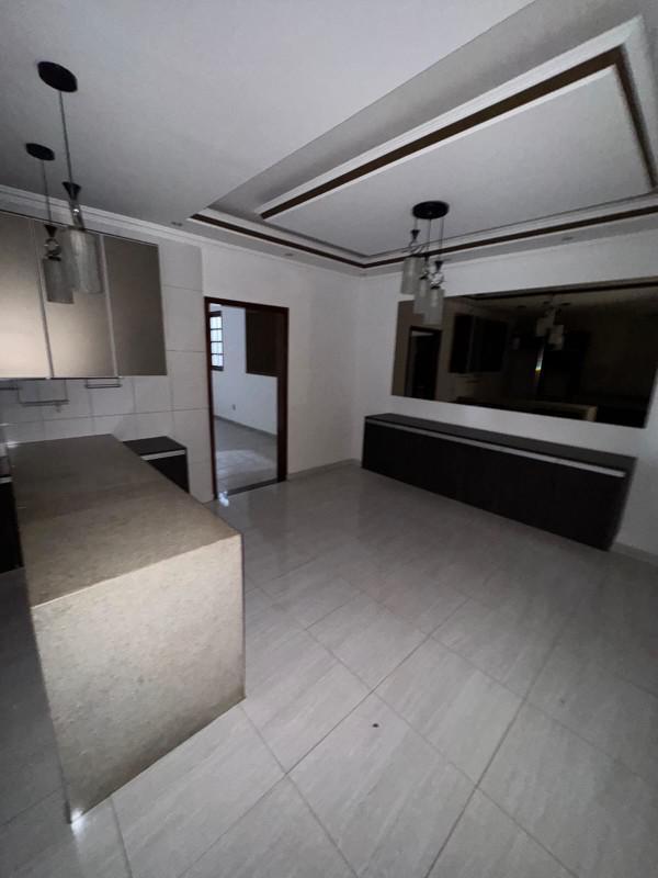 Casa, Bom Retiro, 3 Quartos, 4 Vagas, 1 Suíte