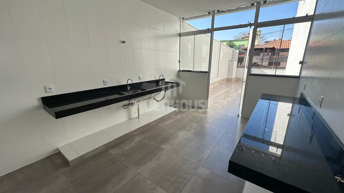 Casa, Vitória, 4 Quartos, 3 Vagas, 1 Suíte