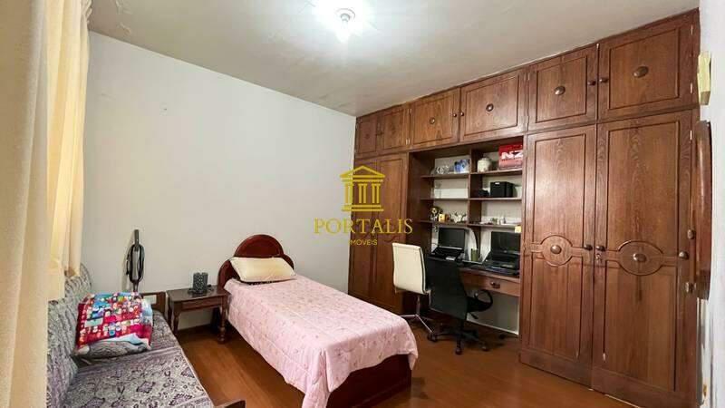 Casa, Serra, 7 Quartos, 8 Vagas, 2 Suítes