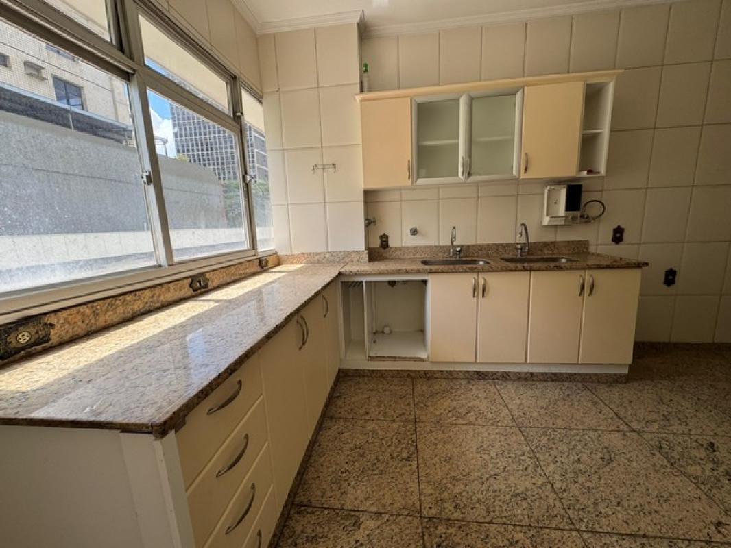Apartamento, Lourdes, 4 Quartos, 3 Vagas, 1 Suíte