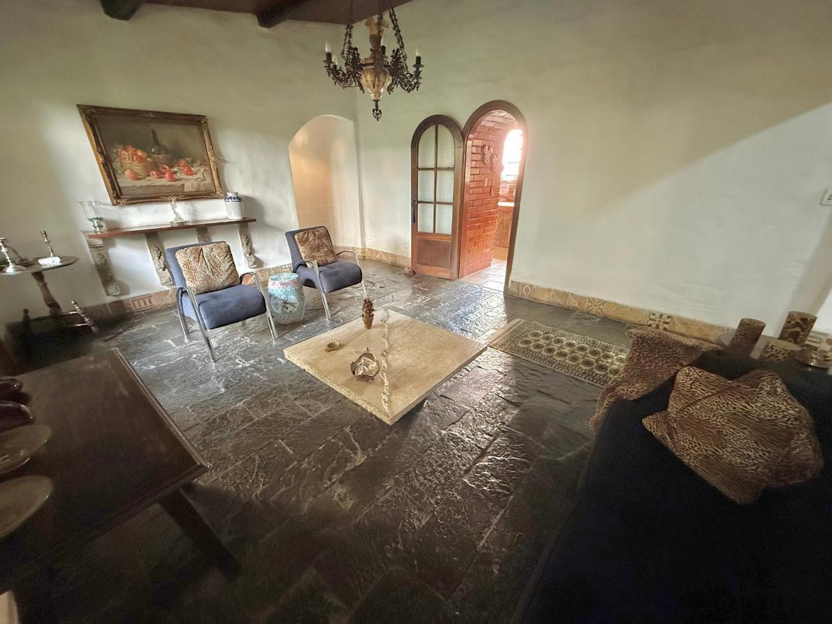 Casa, São Luiz (pampulha), 5 Quartos, 8 Vagas, 3 Suítes