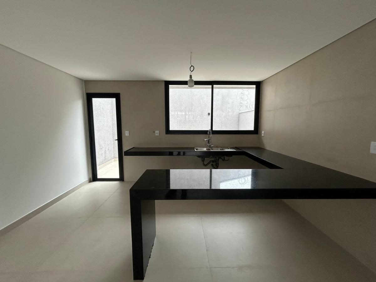 Casa, Fonte Grande, 3 Quartos, 2 Vagas, 1 Suíte