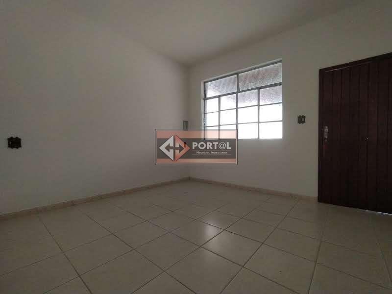 Casa, Parque São Pedro (venda Nova), 3 Quartos, 8 Vagas
