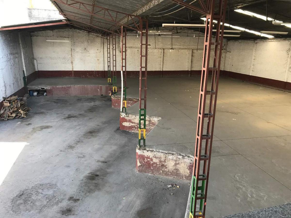 Galpão, São Francisco