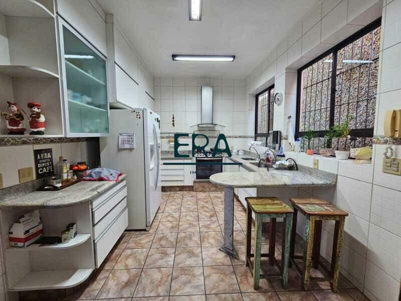 Casa, Nova Suíssa, 3 Quartos, 4 Vagas, 1 Suíte