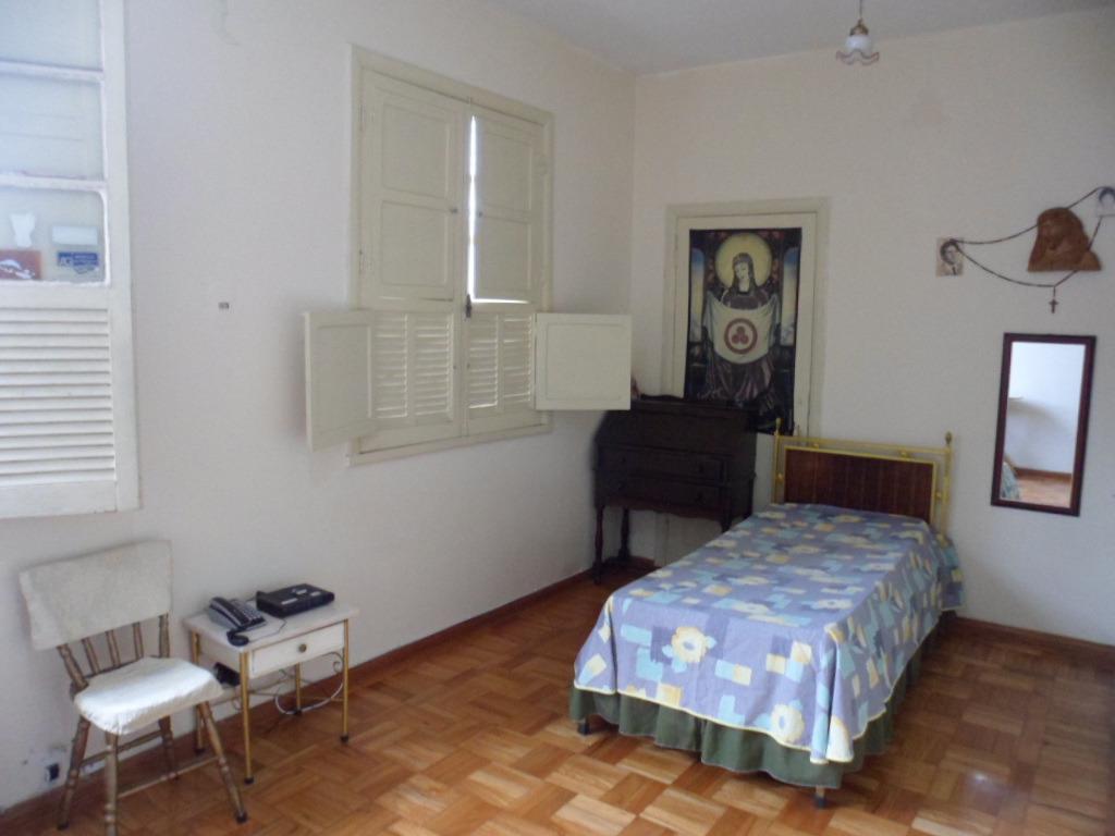 Casa, Barroca, 5 Quartos, 2 Vagas, 1 Suíte